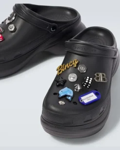 X Crocs Slippers Jibbitz Schwarz