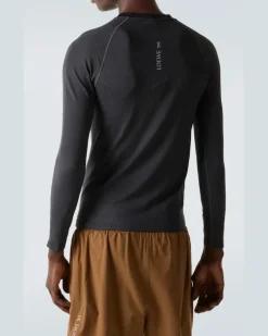 X On Longsleeve Schwarz