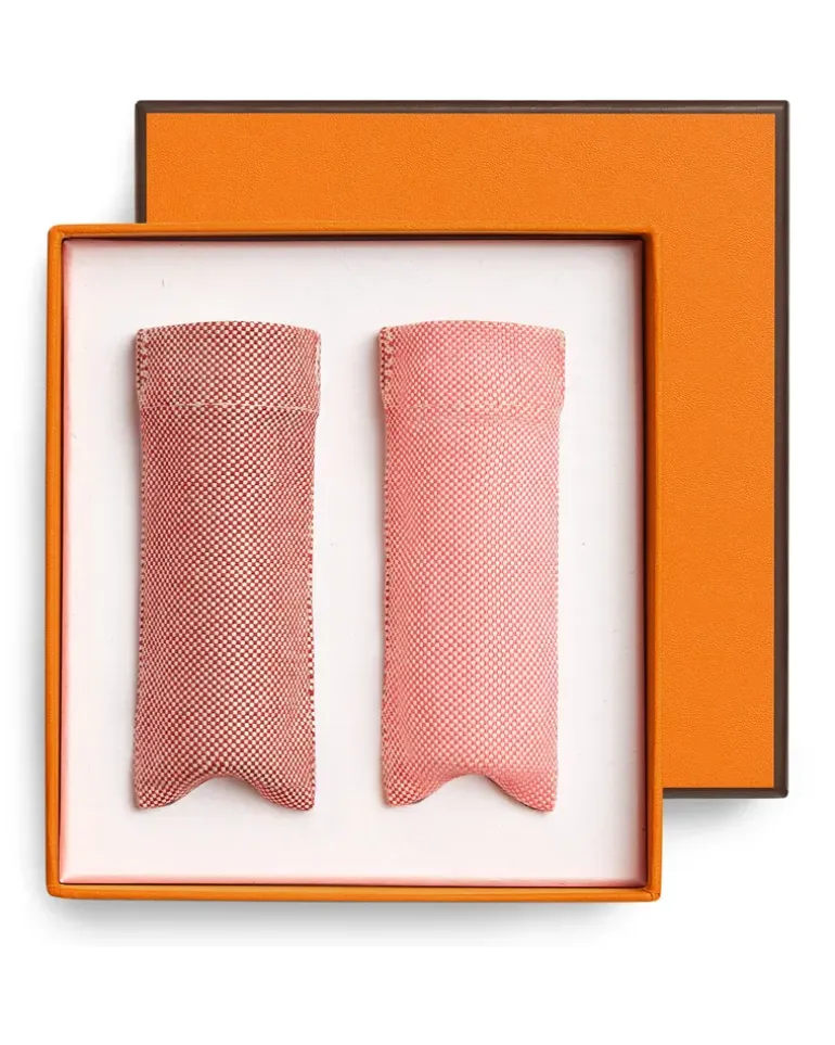 Zusammengestellte Geschenkbox Rose und Hermèsistible
