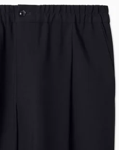 Zweireihiger Anzug aus Schurwollkrepp mit Schalkragen Marineblau