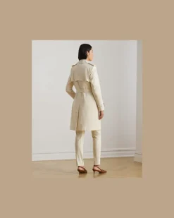 Zweireihiger Trenchcoat mit Baumwolle Cream